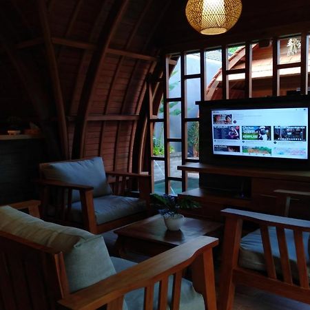 Villa Lumbung Amertha Sari Lovina Exterior foto